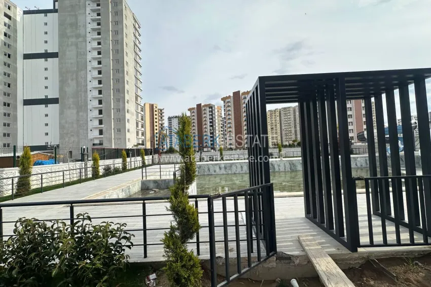 Finished one-bedroom apartments in a new complex with infrastructure — Tomyuk, Mersin 4