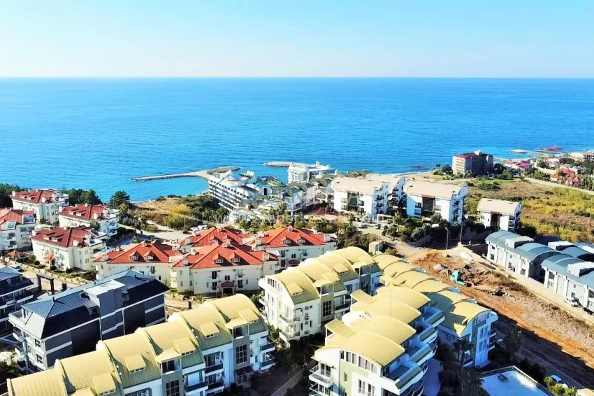 Furnished 2+1 garden duplex with sea views in the Konakli area. Property for a residence permit in Alanya 4 