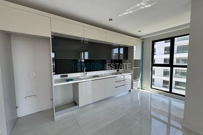 Purchase 2+1 apartment from an investor in a complex hotel under construction, Turkler district — Alanya 4 