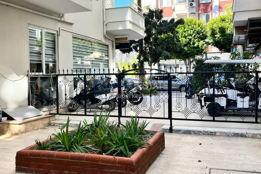 1+1 apartment of 72 m2 in the center of Alanya with new furniture and two balconies - Cleopatra beach area 4 