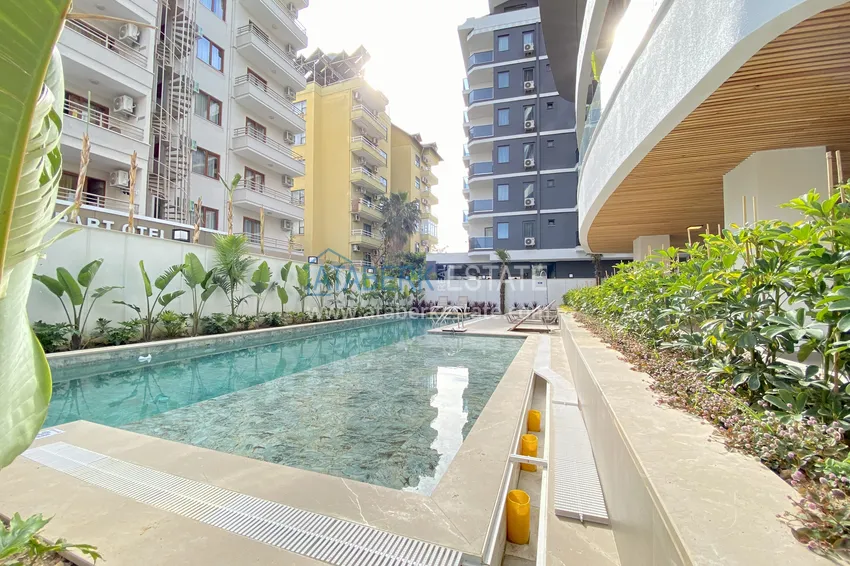 One bedroom apartment in a modern complex — the center of Alanya, Cleopatra beach area 5 