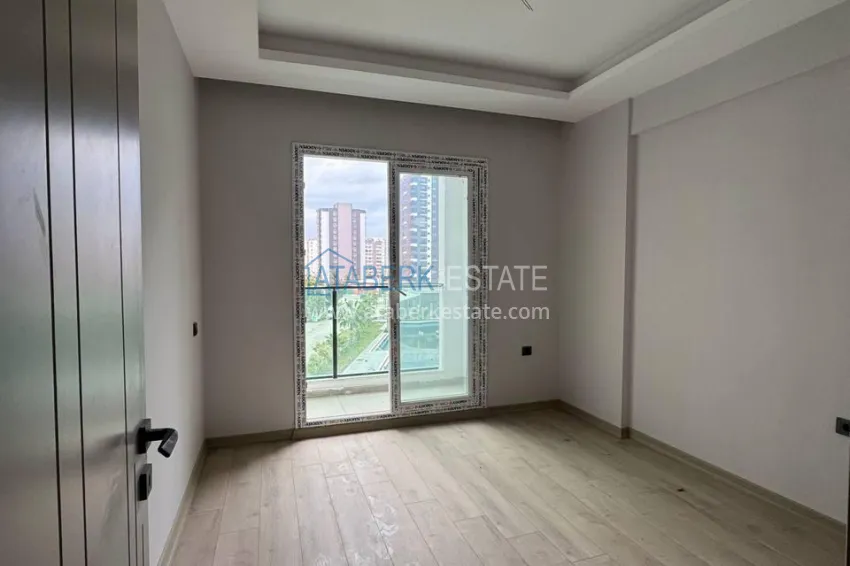 Purchase One bedroom apartment in a new complex 150 meters from the sea — Mersin, Tomyuk 5