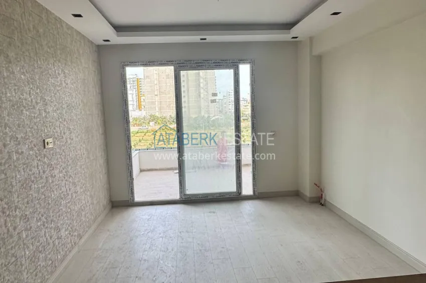 Purchase Finished one-bedroom apartments in a new complex with infrastructure — Tomyuk, Mersin 5