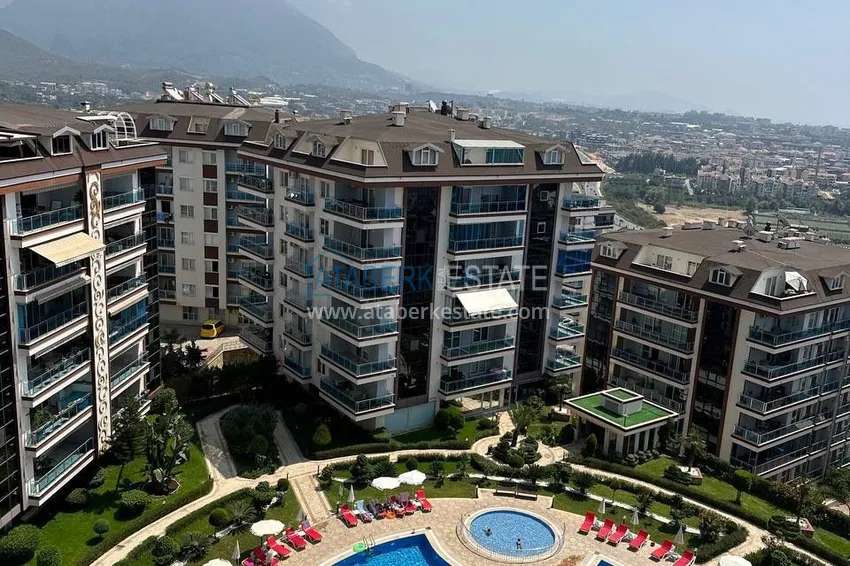 Furnished two-bedroom apartment in a premium complex — Alanya, Oba district 5 