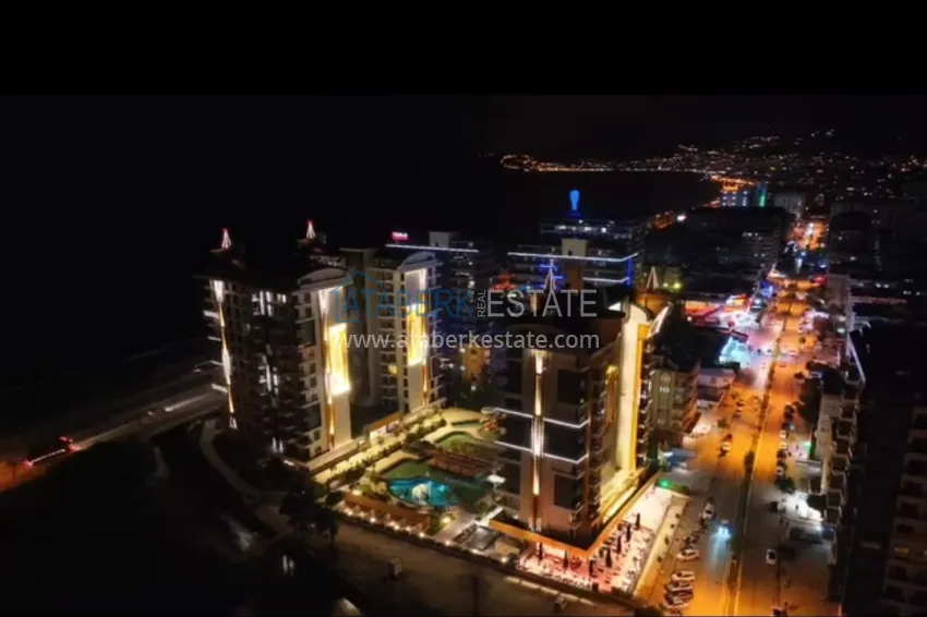 Beachfront apartment with direct sea view in Alanya, Mahmutlar district 6 