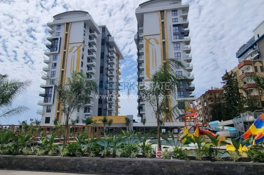 Beachfront apartment with direct sea view in Alanya, Mahmutlar district 7 