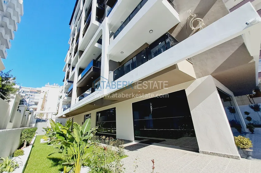 1+1 apartments with fine finishing in a luxury residence — Alanya, Mahmutlar district 6 