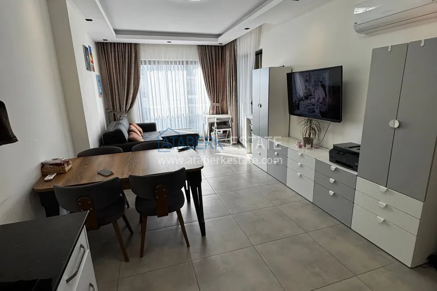 Purchase 1+1 apartment with furniture and a glazed balcony in a comfortable complex — Mahmutlar, Alanya 6 