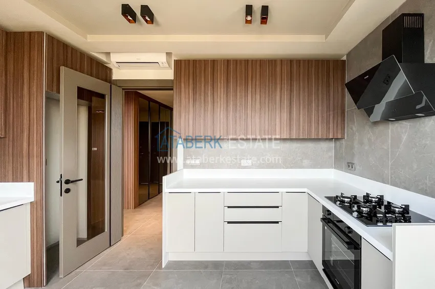 Purchase  Primary real estate from a developer in Antalya — a new residential complex in the Altınova district 6 