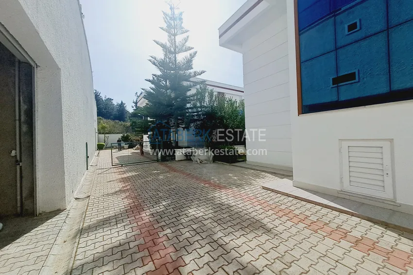 Luxury view villa with furniture and private pool in a luxury complex - Kargicak, Alanya 8 