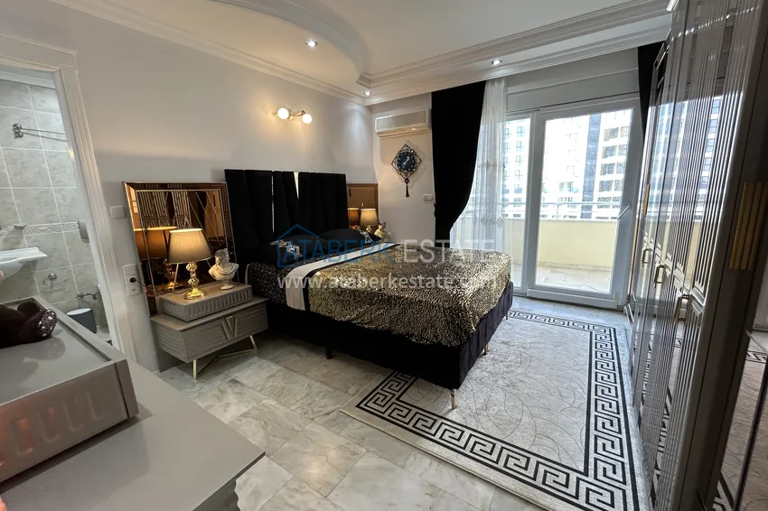 Purchase  Luxury 2+1 apartment in a prestigious complex on the beachfront — Alanya, Mahmutlar 7 