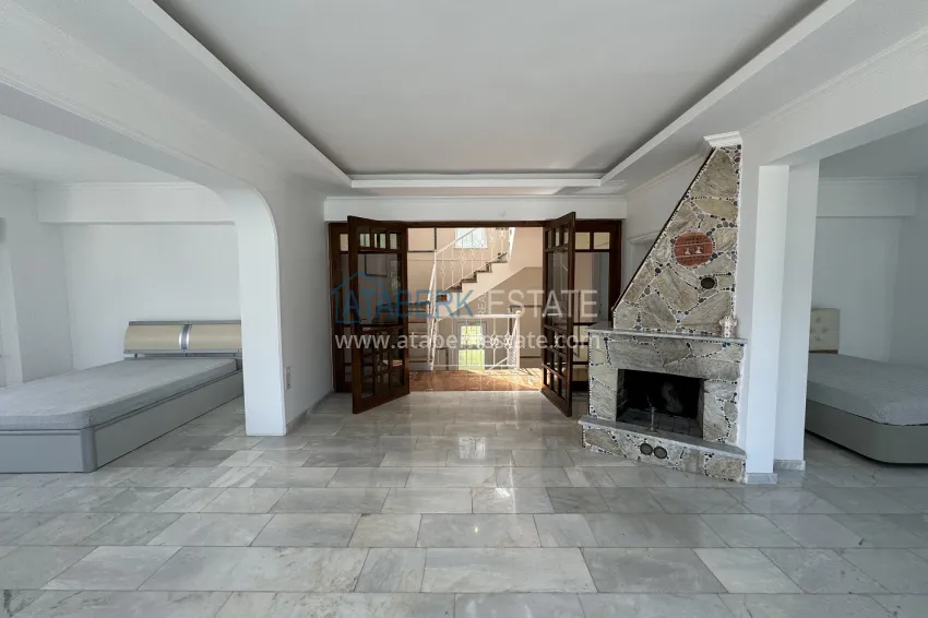 Purchase Three-level mansion in the historical center of Alanya - Kale 7