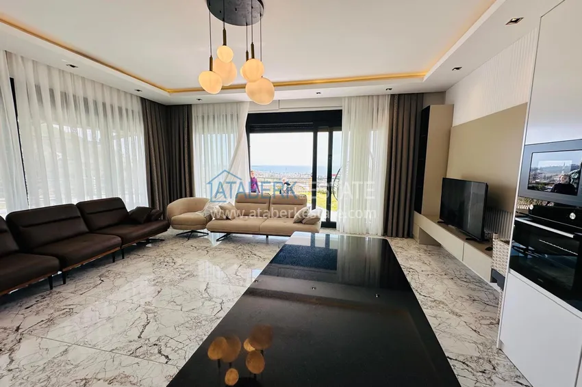 Purchase  Luxury real estate! Villas in Alanya — Incekum district. Suitable for citizenship 7 