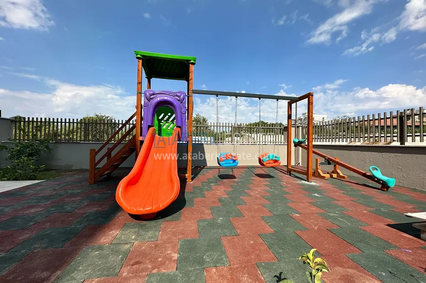 Primary real estate from a developer in Antalya — a new residential complex in the Altınova district 8 