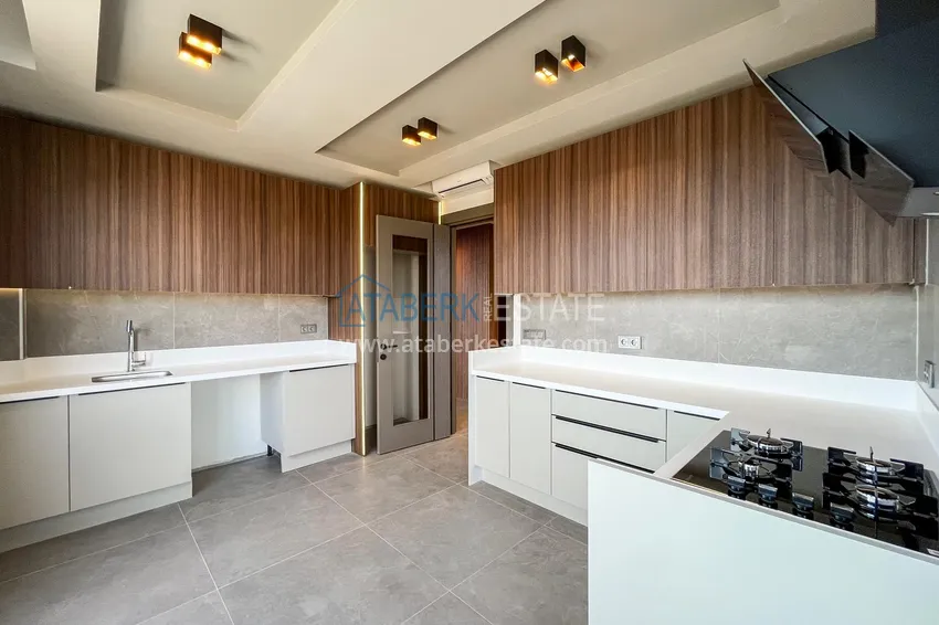 Purchase  Primary real estate from a developer in Antalya — a new residential complex in the Altınova district 8 