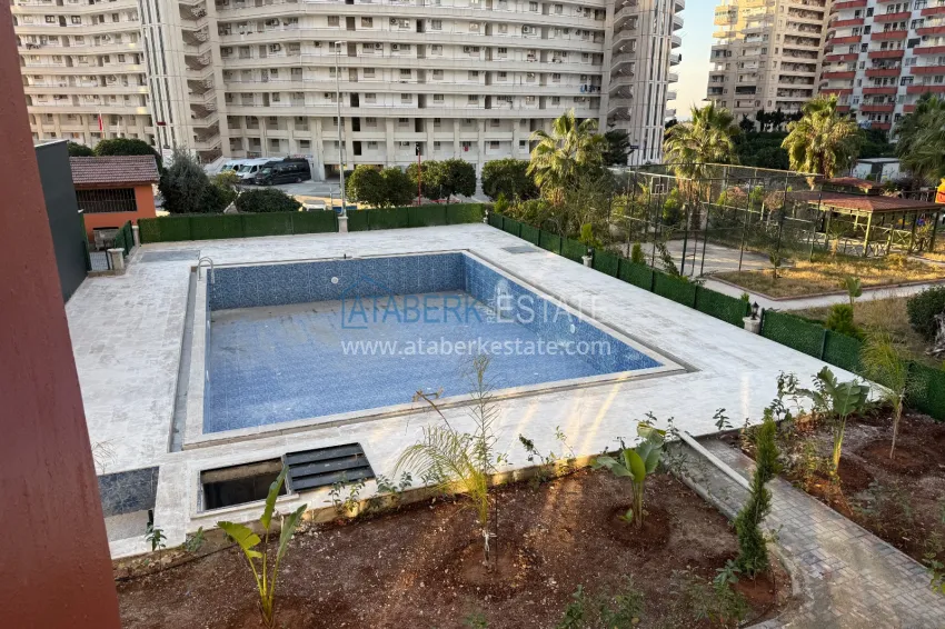 Purchase One bedroom apartment with a glazed balcony in a new complex - Tomyuk district, Mersin 9