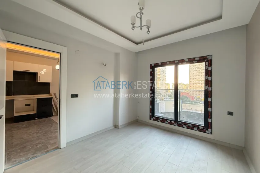 Purchase One bedroom apartment with a glazed balcony in a new complex - Tomyuk district, Mersin 10