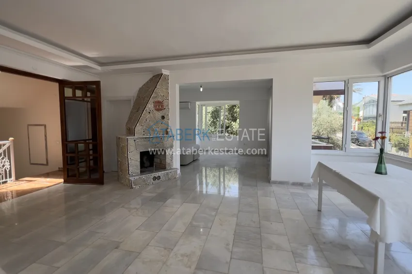 Purchase Three-level mansion in the historical center of Alanya - Kale 9
