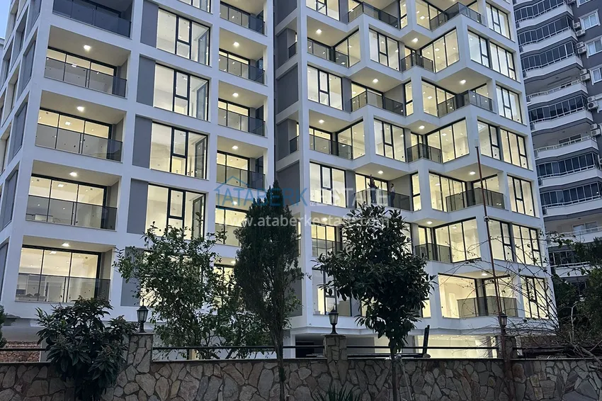 Apartments from the developer in a new residential complex in Mahmutlar, Alanya 3 