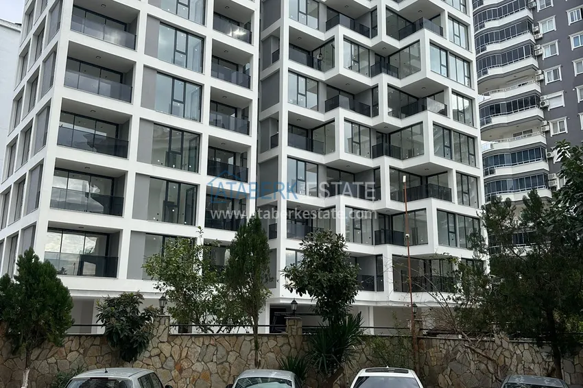 Apartments from the developer in a new residential complex in Mahmutlar, Alanya 2 