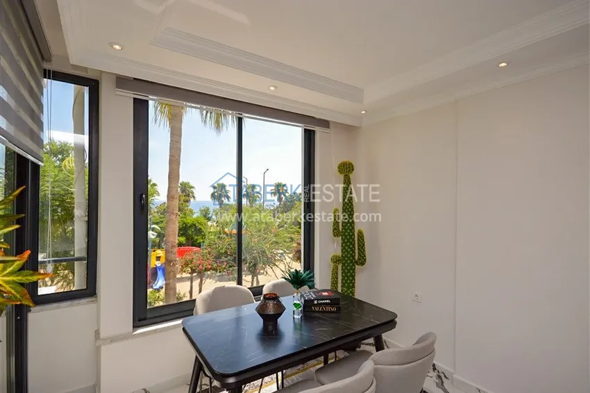 Renovated 2+1 apartment with new furniture and sea view - Alanya center, 1 coastal, Cleopatra beach 2 