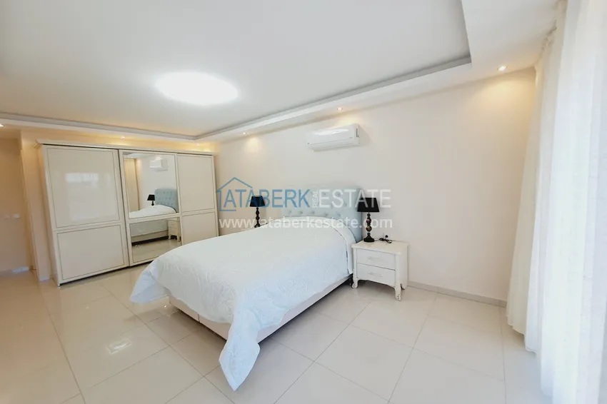 Purchase 2+1 duplex apartment with heated floors and furniture — from the owner, Kargicak 11