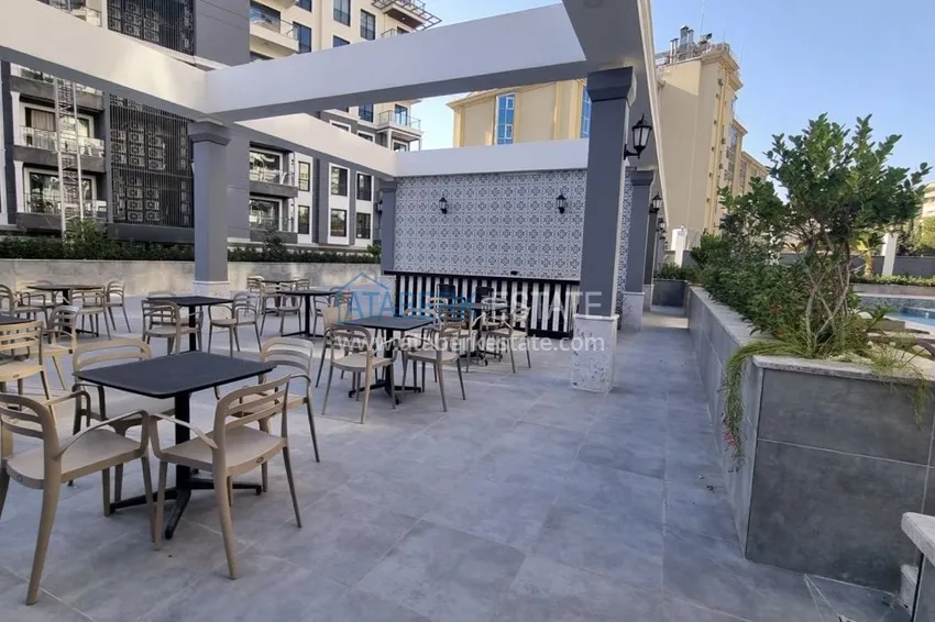 Duplex penthouse with views of Calais in the heart of Alanya 11 