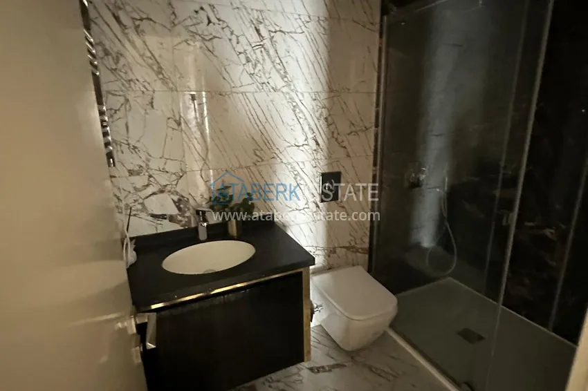 Purchase  Two-bedroom apartment with sea view, first coastal apartment - Alanya, Mahmutlar district 11 