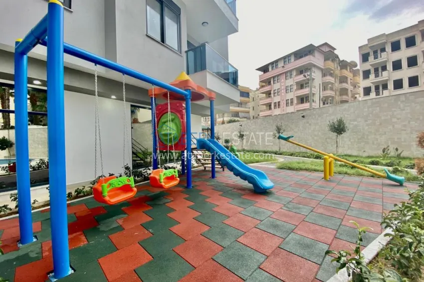 2+1 apartment with furniture, separate kitchen and mountain views - Alanya Center 11