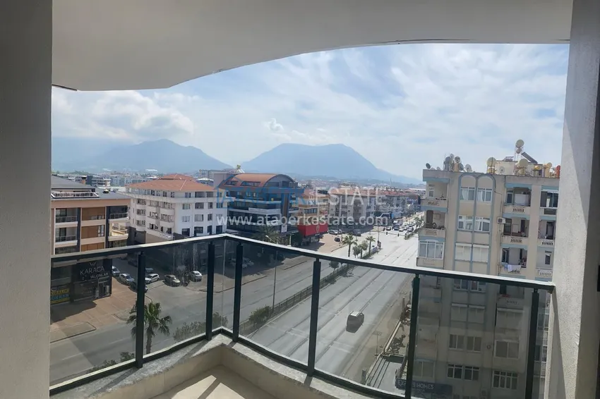 Purchase 1+1 apartment for rent in Alanya, Oba district center No. 31 13 