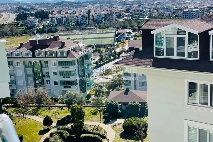 Purchase Turnkey penthouse in Alanya — 1+1, 80 m2 with a glazed balcony in a premium residence, Oba district 12 
