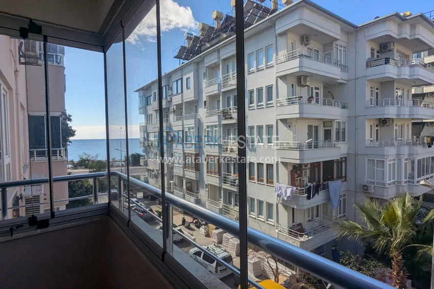 Purchase  Apartment for rent on the beachfront in the center of Alanya No. 8 17 