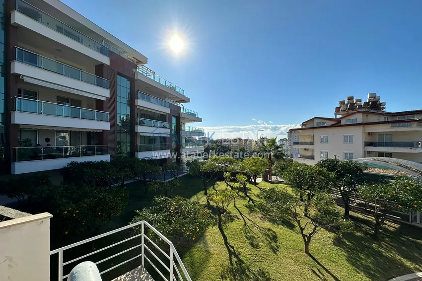 Purchase One bedroom apartment with furniture, 80 m², suitable for a residence permit — Alanya, Cikcilli 18