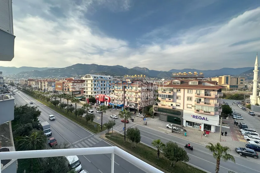 Purchase  Apartment 2+1 after cosmetic renovation in an urban complex on the main street of Oba 19 