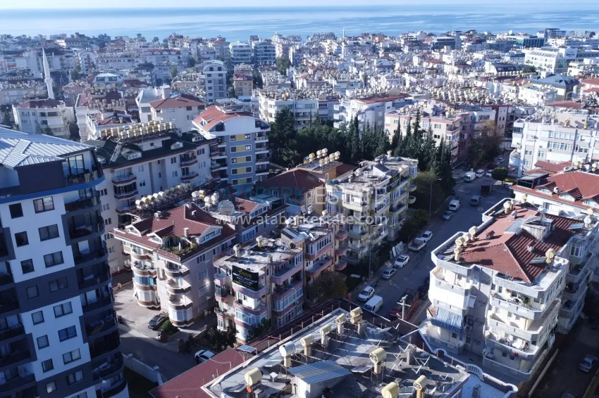 Photo - A new project in the center of Alanya - the Cleopatra beach area. A liquid investment asset with the prospect of increasing value 1