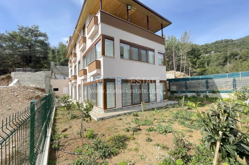 Private 10+2 villa with an avocado garden and panoramic views in Tepe, Alanya - suitable for a residence permit and citizenship 1 