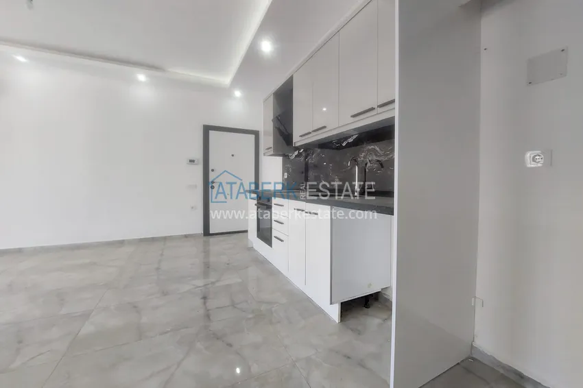 Purchase Cozy 1+1 apartment in the center of Mahmutlar, just 550 meters from the sea 9 