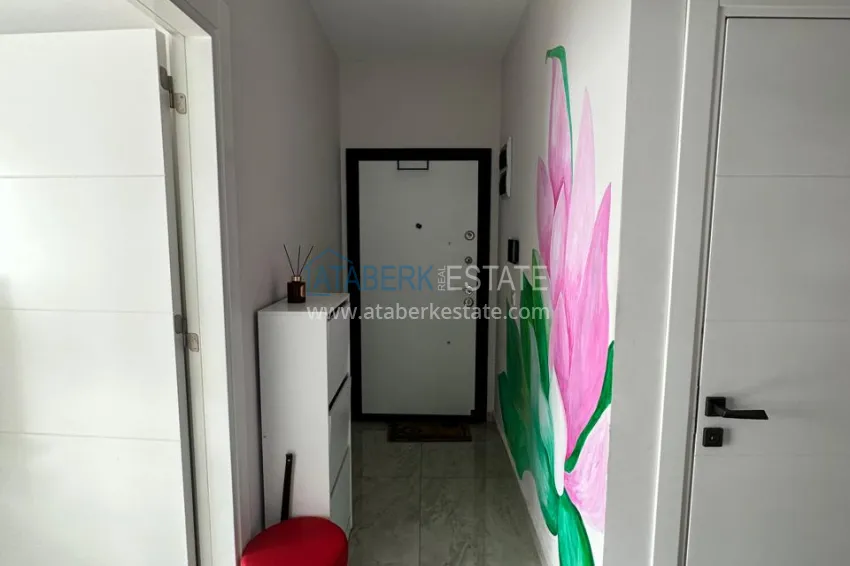 Purchase 2+1 apartment with furniture, separate kitchen and mountain views - Alanya Center 1