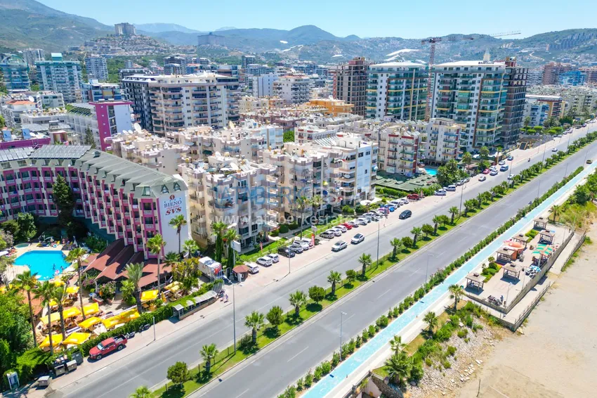 Two-bedroom apartment with furniture on the beachfront — Alanya, Mahmutlar district  1 