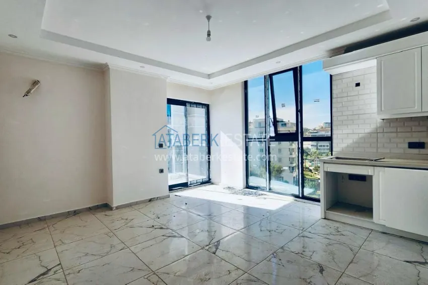 Purchase Three-room apartment with sea view in Alanya, Demirtas district — short-term rental permit available 1