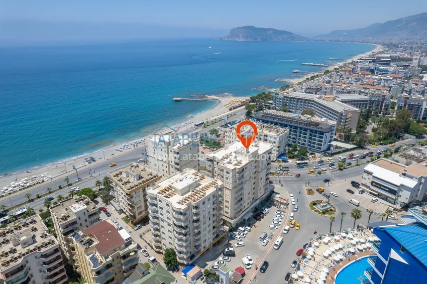 Three-room penthouse with sea and mountain views — Tosmur, first coastline 1