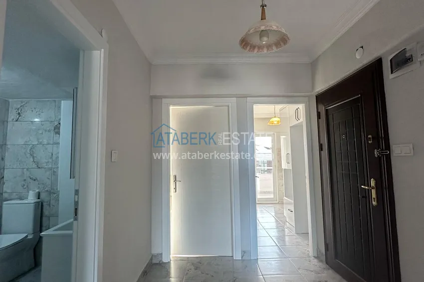 Purchase  Apartment 2+1 after cosmetic renovation in an urban complex on the main street of Oba 1 