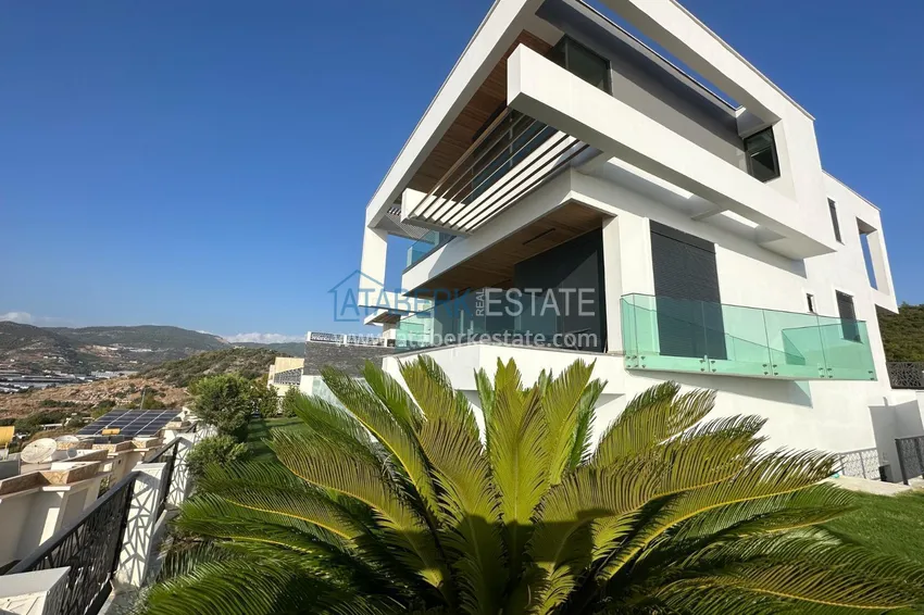 Elite private house with panoramic views and original architecture in Alanya, Yeşiloz district - suitable for citizenship 1 