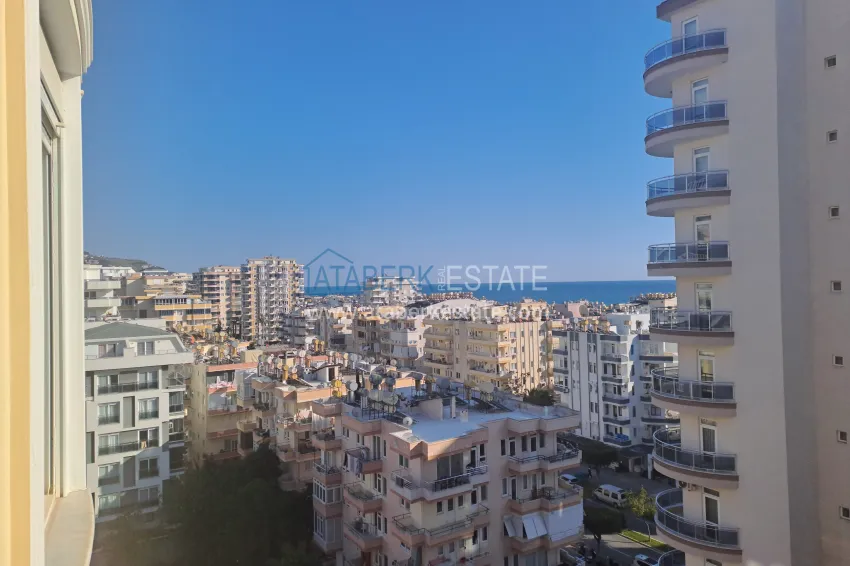 Purchase  Two-bedroom apartment with furniture and sea view — Alanya, Mahmutlar, Tuesday Market District 22 