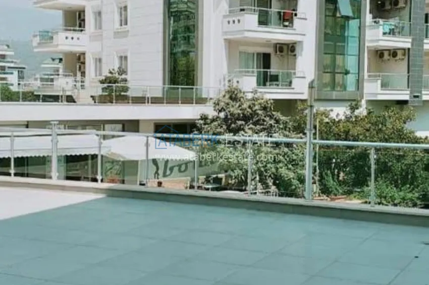 Turnkey penthouse in Alanya — 1+1, 80 m2 with a glazed balcony in a premium residence, Oba district 25 