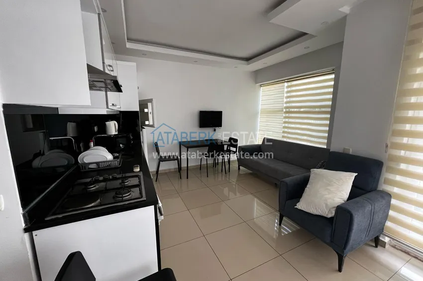 Purchase  Furnished duplex penthouse in the center of Alanya — Cleopatra beach area  2 