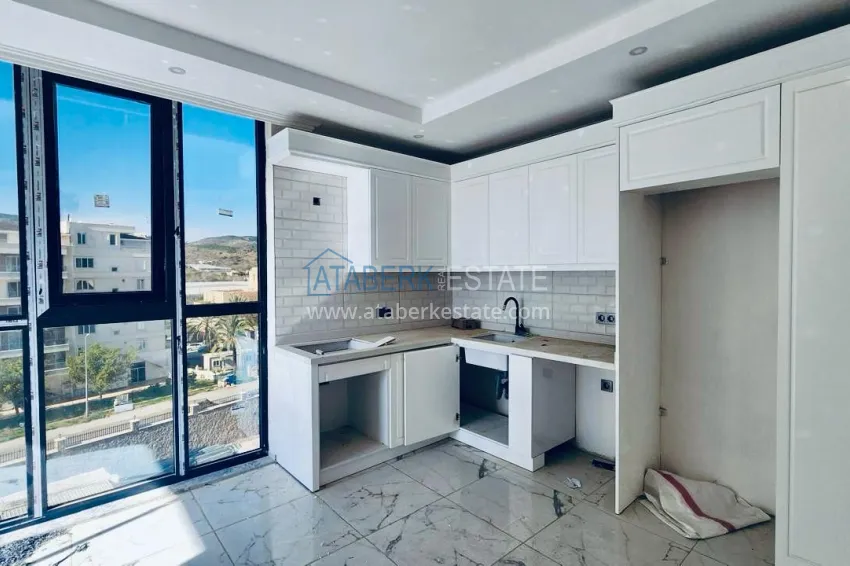 Purchase Three-room apartment with sea view in Alanya, Demirtas district — short-term rental permit available 2