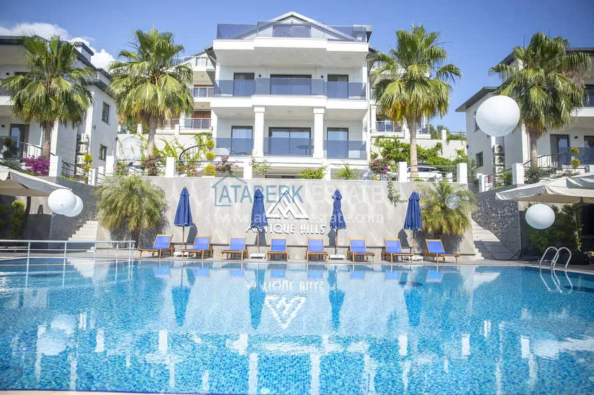 Premium vacation by the sea - villa rental in Resort Club, Mahmutlar, Alanya 2 