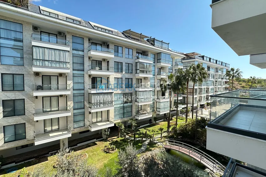 Purchase  3+1 linear apartment with furniture in an elite residence — Alanya, Kestel district  36 