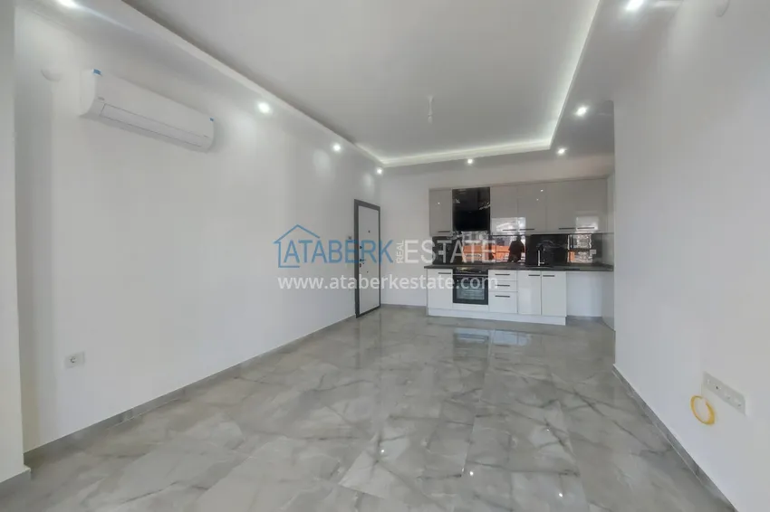 Purchase Cozy 1+1 apartment in the center of Mahmutlar, just 550 meters from the sea 11 